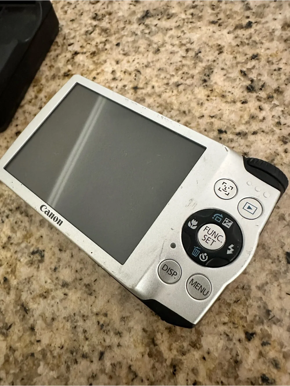 Canon PowerShot A3300 IS 16.0MP Digital Camera 5x Zoom 32 GB Gig SD Card